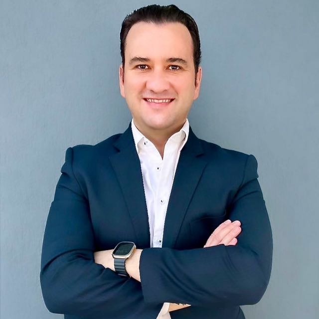 Lindolfo Alves, Fundador e CEO da AIShift